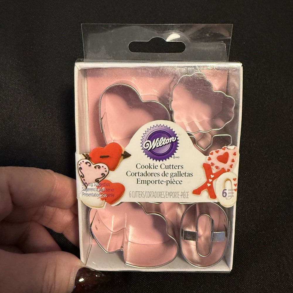 Wilton Valentine Mini Cookie Cutters 6 Pc Hearts Cupid X O 2007 New NOS